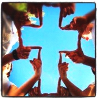 Blameless Huddle Cross