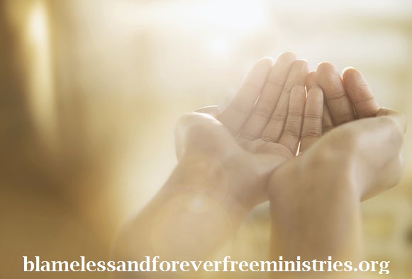 Do Everything In Love ~ Tammy Tangent&nbsp;Tuesdays